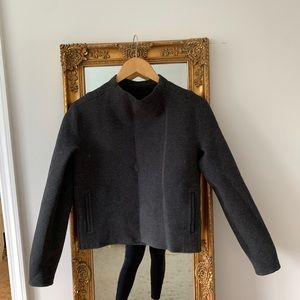 Lululemon sweater like top